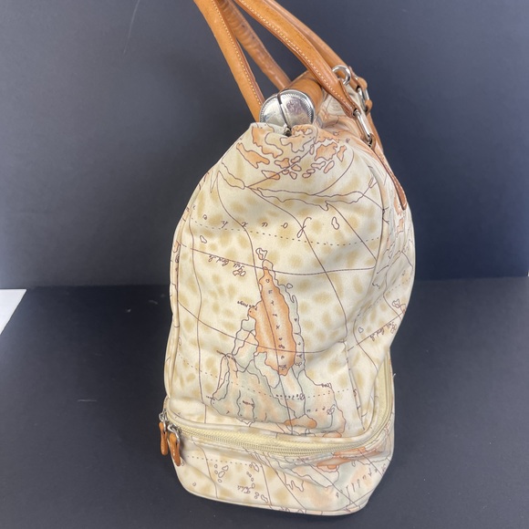 Freds Intl Wanderlust Map Bag With Leather Top Handles - Picture 13 of 16